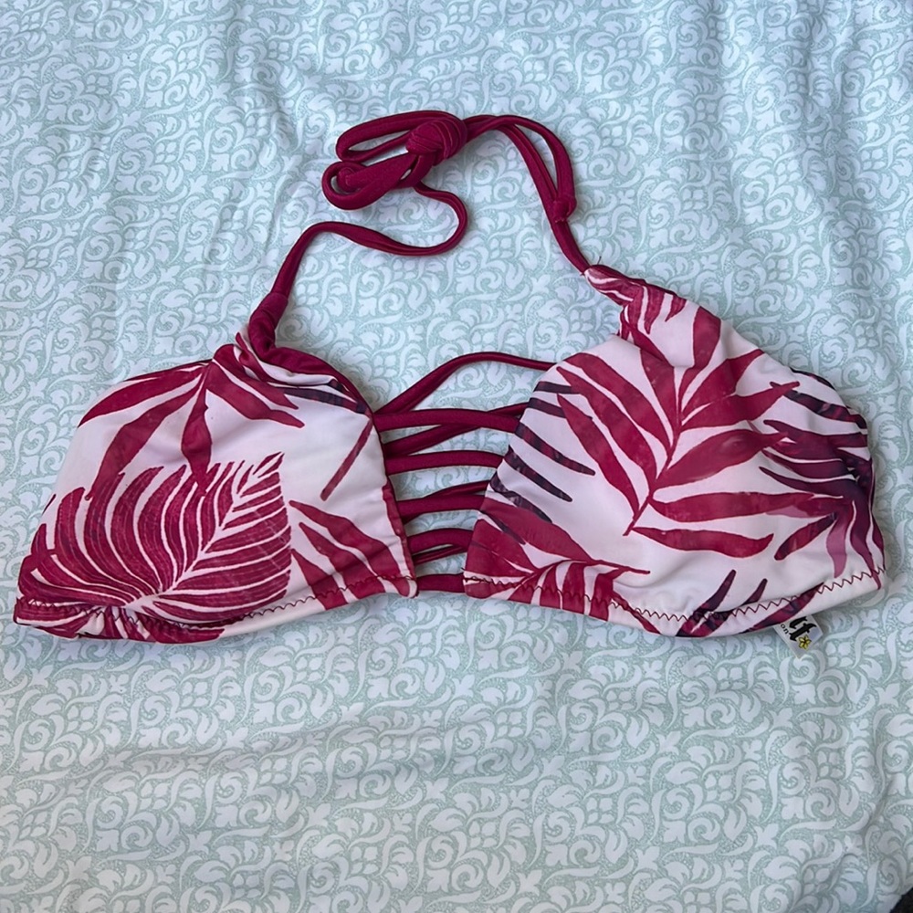 Purpleish pink tropical vibe top